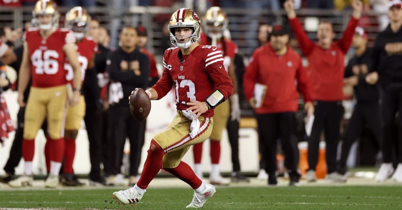 49ers quarterback Brock Purdy drops back to pass