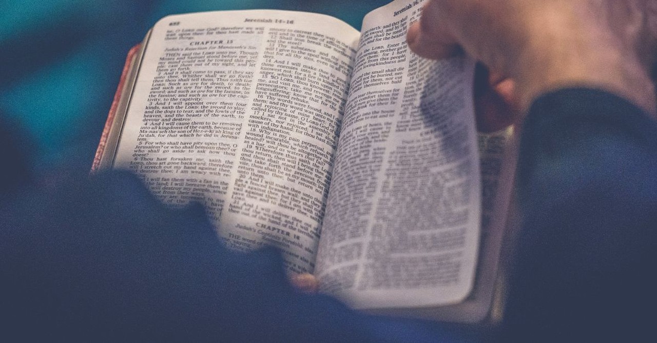 Studying the Bible in church; what to do when you're bored at church