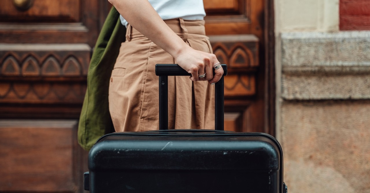 7 Scriptures to Pray Before You Travel Anywhere