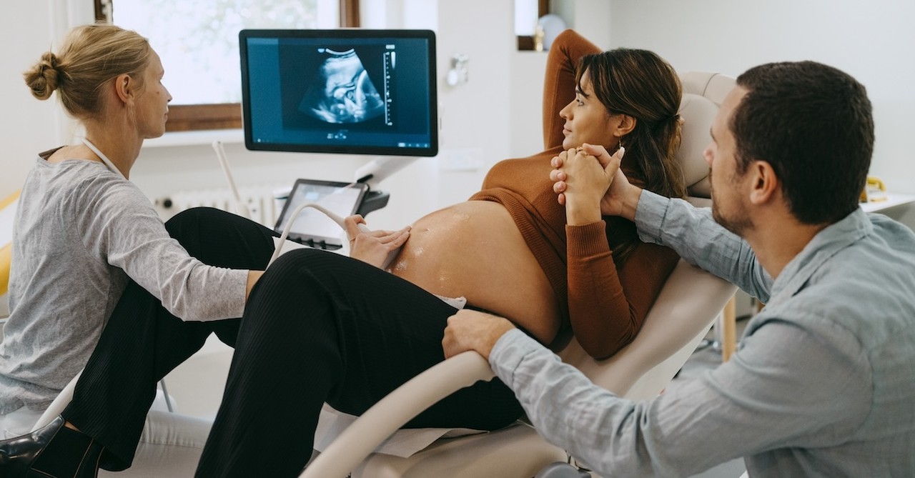 6 Prayers of Celebration and Peace for Pregnancy After Loss