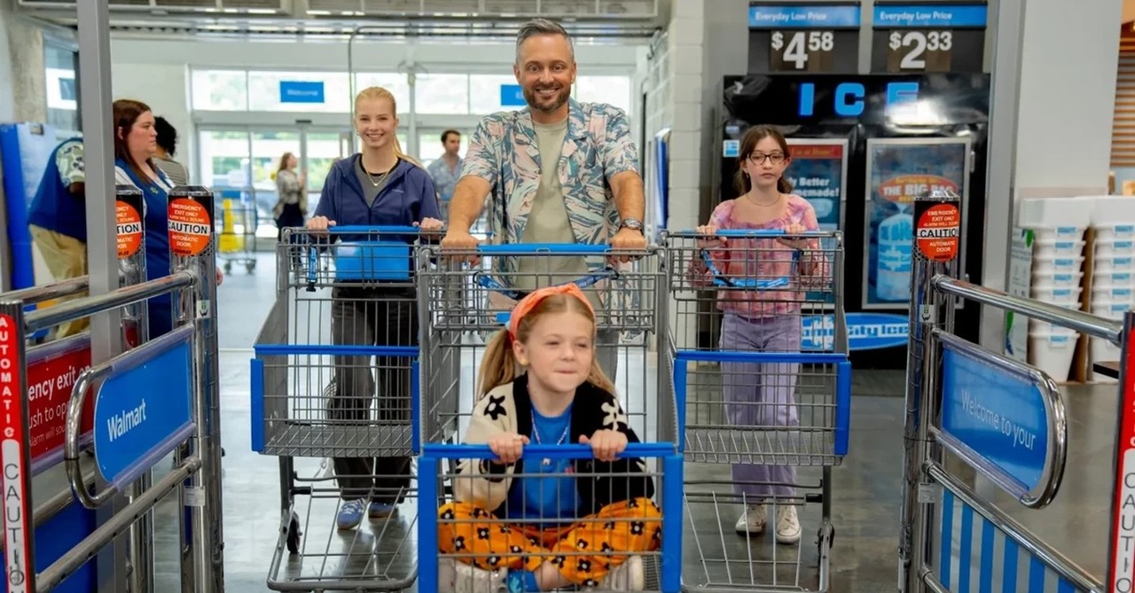 Nate Bargatze breadwinner movie still