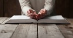10 Bible Verses that Teach Us How Jesus Prayed