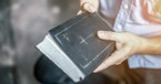 7 Ways Pastors Discourage Their Church from Using the Bible