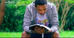 10 Top Men’s Devotionals for the New Year