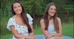 2 Sisters Sing Exquisite ‘What a Wonderful World’ Duet