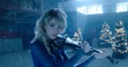 Violinist Lindsey Stirling Performs 'Carol of the Bells'