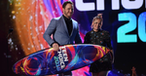 Chris Pratt Shares His Love for God at the Teen Choice Awards