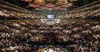 Report: Megachurches Continue to Grow and Diversify, Steer Clear of Politics