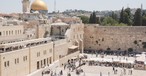 Thousands Worldwide Pray for People with COVID-19 in Virtual Western Wall Visits