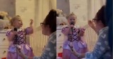 Mother and Daughter’s Adorable ‘Frozen’ Song Duet Performance