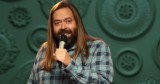 Comedian’s Hysterical Grocery Store Adventures Have Everyone in Stitches