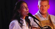 Joey and Rory Beautifully Sing 'Jesus Paid It All'