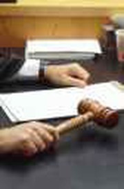 2nd Grader's Parents Sue School for Religious Discrimination