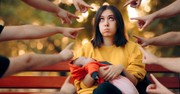 How to Handle Peer Pressure in Parenting