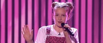 11-Year-Old Giorgia Borg With Huge Voice Sings Original Song 
