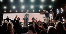 Bethel Music Releases New Single 'Love of My Life (LIVE)' Featuring Martin SMith, Paul & Hannah McClure