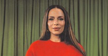 Blanca Announces First Full-Length Holiday Album, 'A Christmas To Remember,' Arriving Nov. 13, 2026