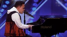 Blind Man With Autism Kodi Lee Earns Golden Buzzer