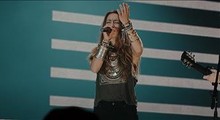 'How Great Thou Art' Lauren Daigle And Hillsong UNITED