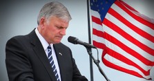 Franklin Graham Urges Trump to Stop Using Foul Language in Speeches