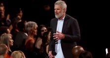 Brett Favre Encourages Fans to Follow Jesus in Conviction-Filled Christmas Post