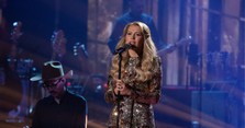 Hannah Harper Sings 'At the Cross' to Win American Idol