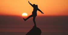10 Ways to Cultivate a Happier Life