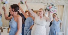 Jilted Bride Inspires All after Getting Left at the Altar by Making the Most Out of a Terrible Situation