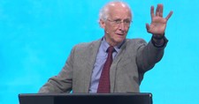 John Piper Offers 4 Scriptural Tests for Discerning Online Christian Influencers 