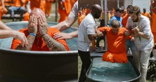 400 Inmates Surrender to Christ in Oklahoma Prison Worship Service