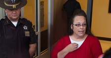 Kim Davis Petitions Supreme Court to Reconsider Same-Sex Marriage Ruling
