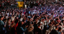 5,000 Students Worship Jesus at UCF: ‘God Is Moving in a Powerful Way’