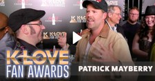 Patrick Mayberry Talks New Music, “Anybody Else” and Passion Collaboration at K-LOVE Fan Awards