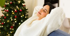 10 Holiday Rules All Singles Need to Have