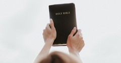 How Is the Word of God Living and Active? - Your Daily Bible Verse - October 6