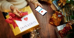 A Prayer for Generosity Toward Those in Need During Christmas - Advent Devotional - December 8