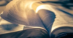 4 Miracles Found in Reading God’s Word