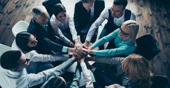 4 Valuable Reasons to Embrace Multi-Generational Community