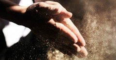 20 Prayers to Say Throughout the Lenten Season