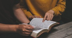 What Is a Parallel Bible? How Do You Use One?