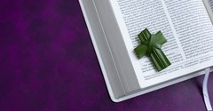 7 Passages on Jesus’ Journey to the Cross to Meditate on this Lent 