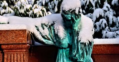 10 Hopeful Verses to Uplift Those Fighting Seasonal Depression