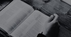 8 Life-Giving Ways to Study the Bible