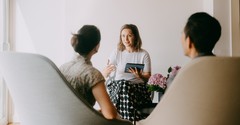 Should Christians Use Matchmakers and Dating Coaches? 
