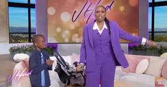 Jennifer Hudson Sings ‘Walk With Me, Lord’ Duet with Viral Kid Reporter 