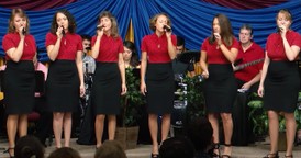 Six Women Deliver Soul-Stirring 'Amazing Grace' Performance