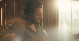 Luke Bryan Sings of Faith and Family in 'Jesus 'Bout My Kids' Official Video