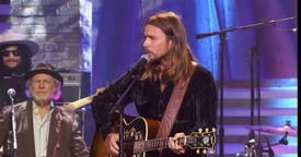 ‘Lord, I Hope This Day Is Good’ Willie Nelson’s Son Performs Beloved Hymn