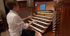 ‘Hallelujah Chorus’ Played On 129-Ranks Pipe Organ