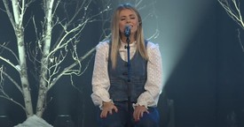 Anne Wilson’s Stunning Live Performance of ‘Praying Woman’